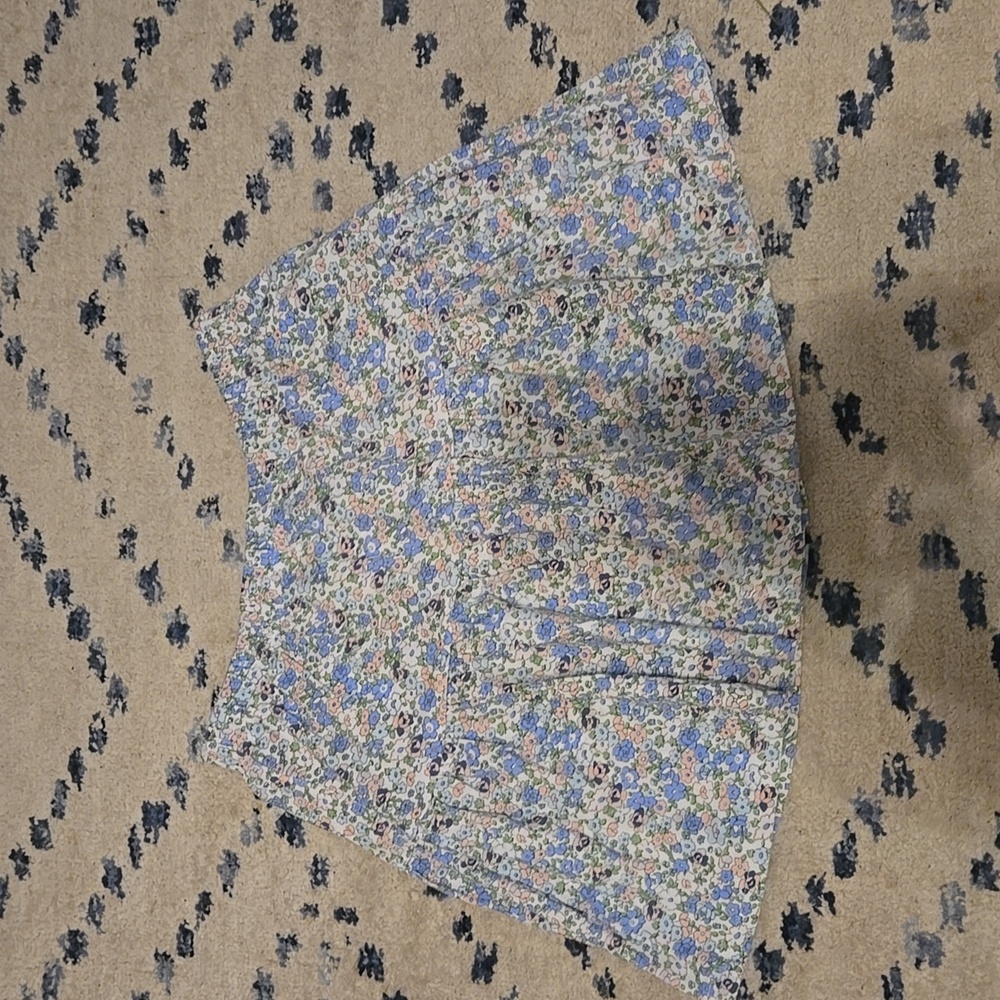 Bisby girls Floral skirt with built in shorts size 7